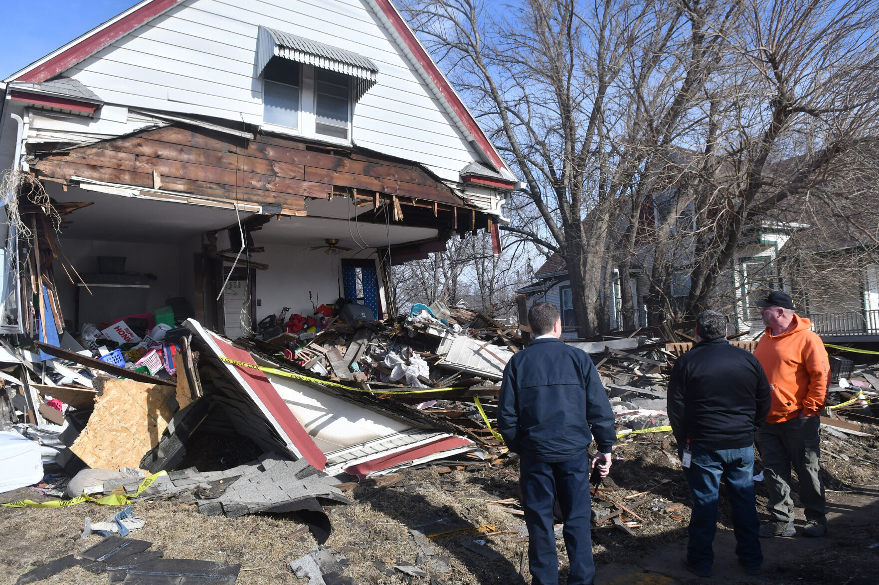 022822-qc-nws-crash-071